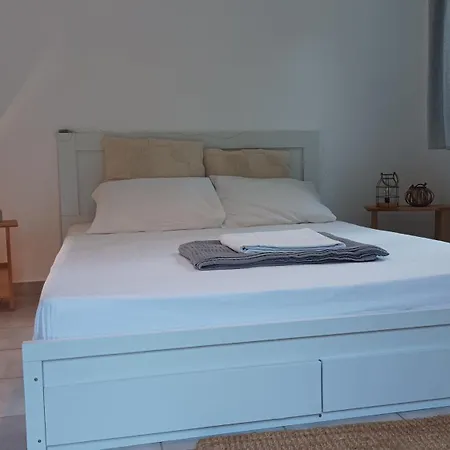 Andros Summer House Feriehus *